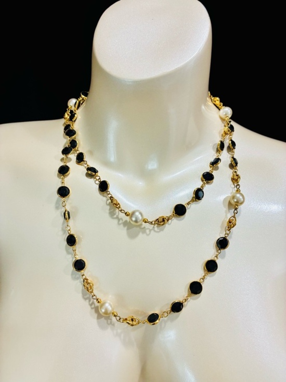 VTG Swarovski Long Gold Necklace with BLK Bezeled Crystals and White Pearls